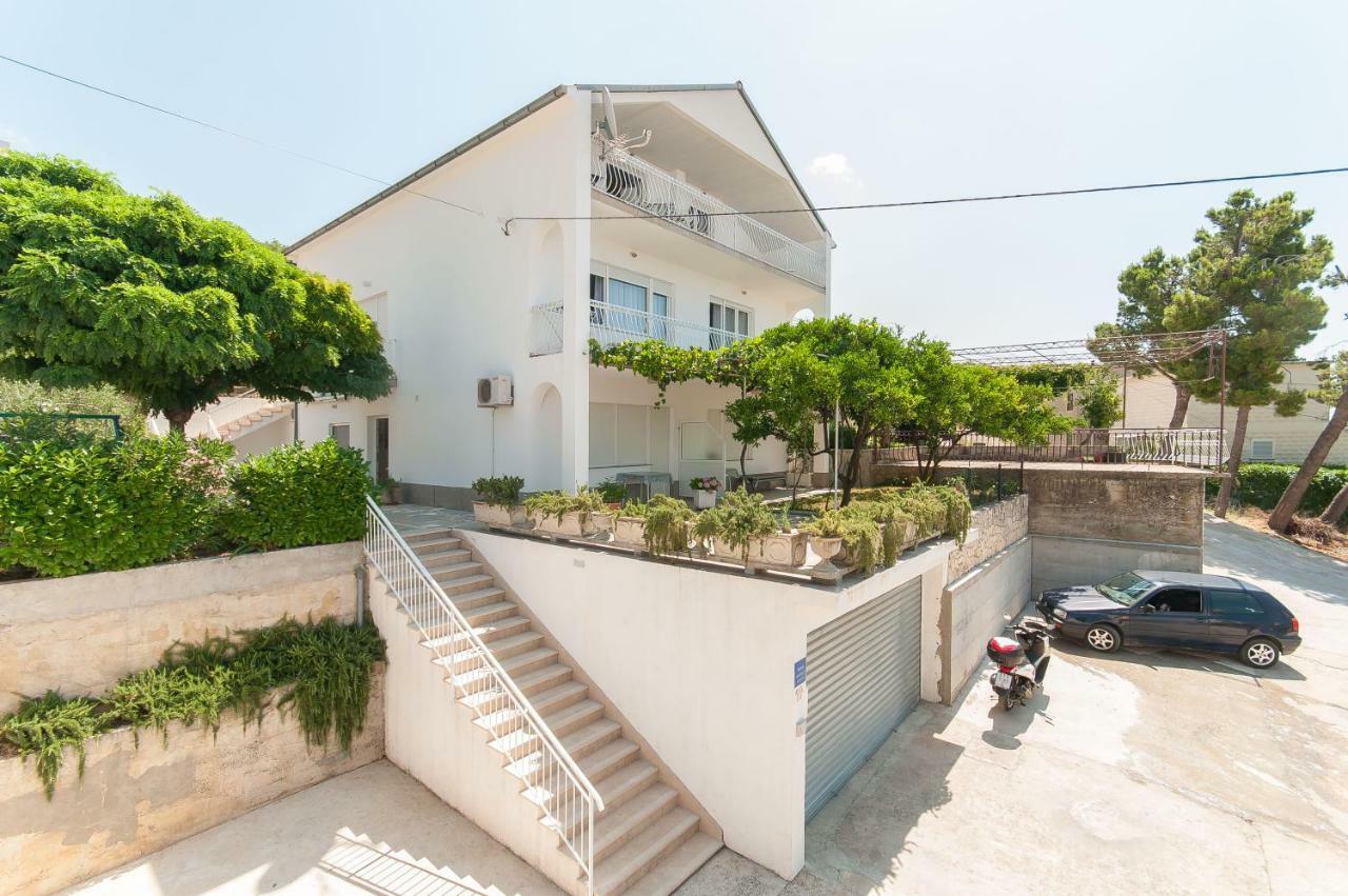 Modern Duće Exterior foto